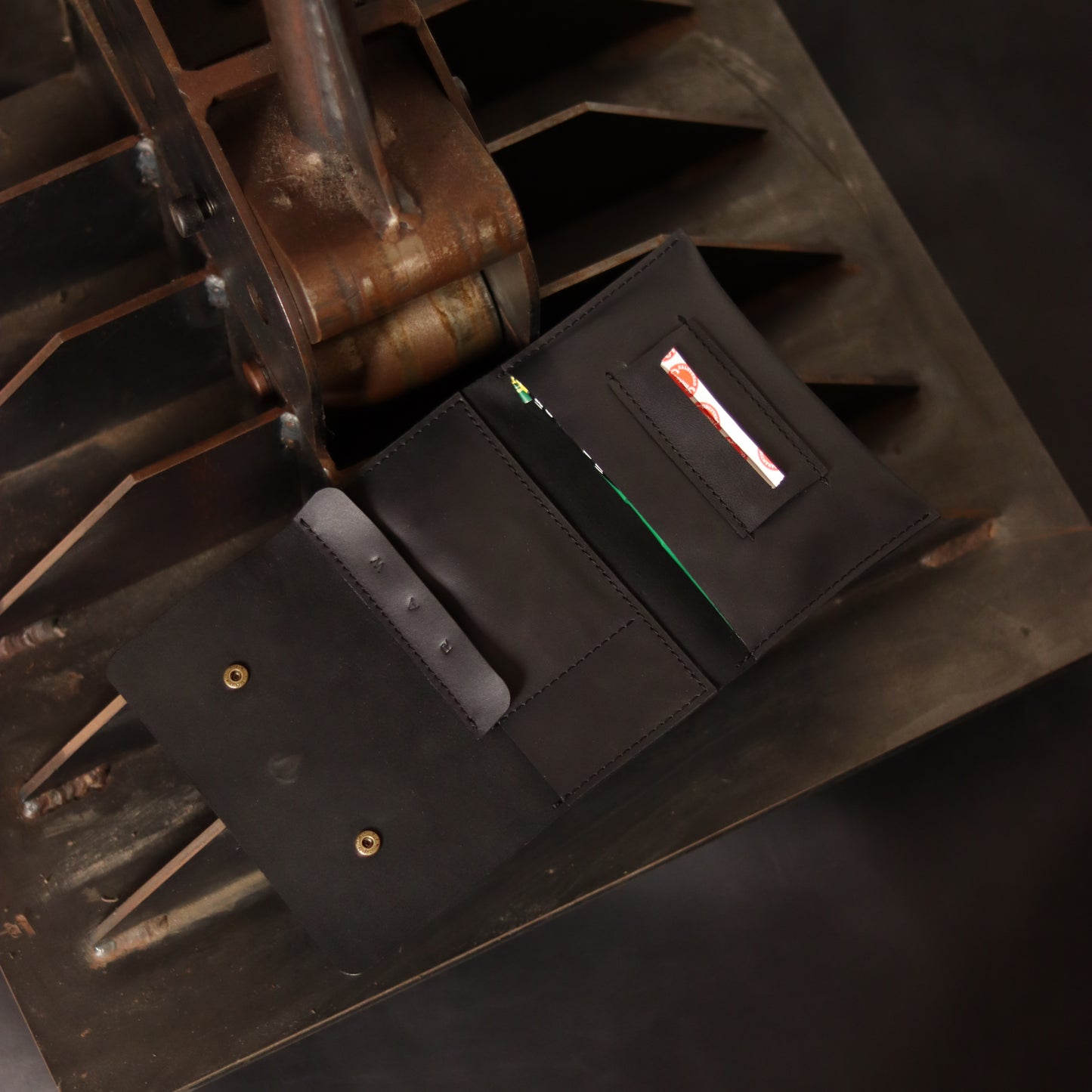 The Smoke Pouch